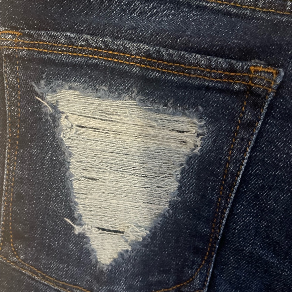 NWT Good American Good Waist Chewed Pocket Jeans - Picture 4 of 6